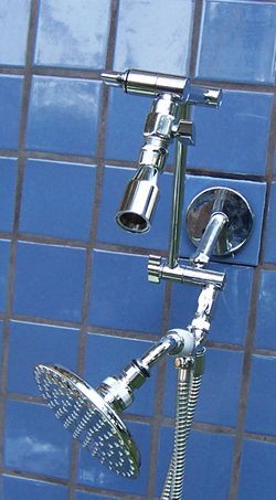 Doulbe Varipulse and 5 1/4" Rainshower Handheld
